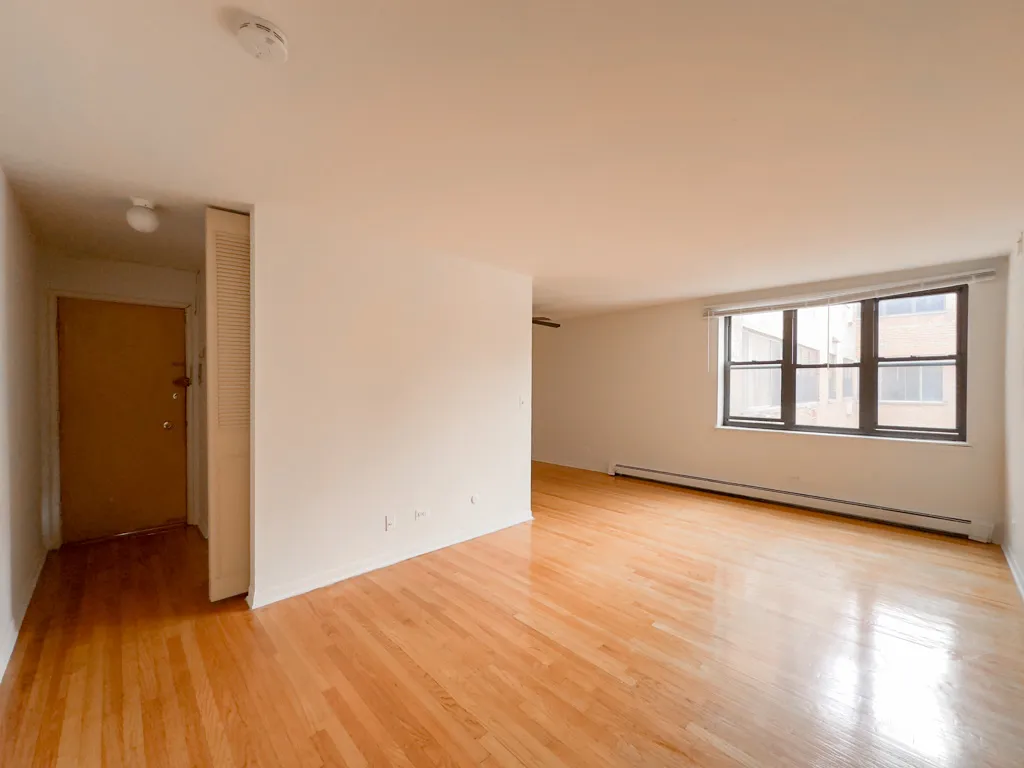 530 W Aldine Ave, ,  60657, USA 60657-unit#414-Chicago-IL