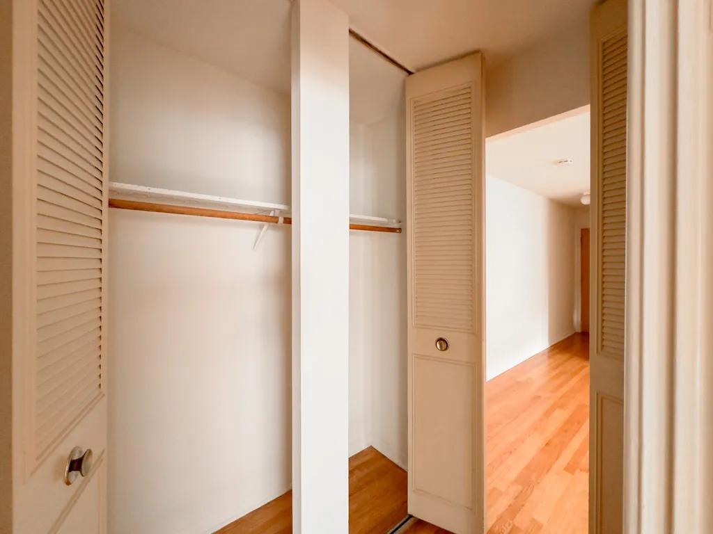 530 W Aldine Ave, ,  60657, USA 60657-unit#414-Chicago-IL