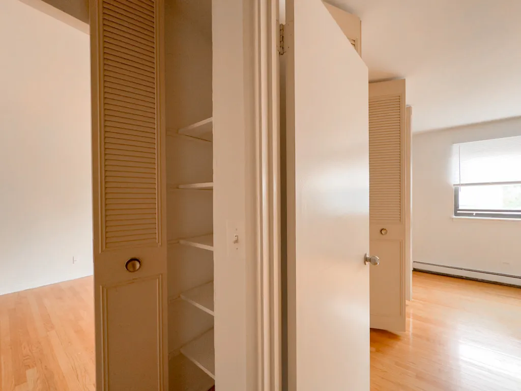 530 W Aldine Ave, ,  60657, USA 60657-unit#414-Chicago-IL