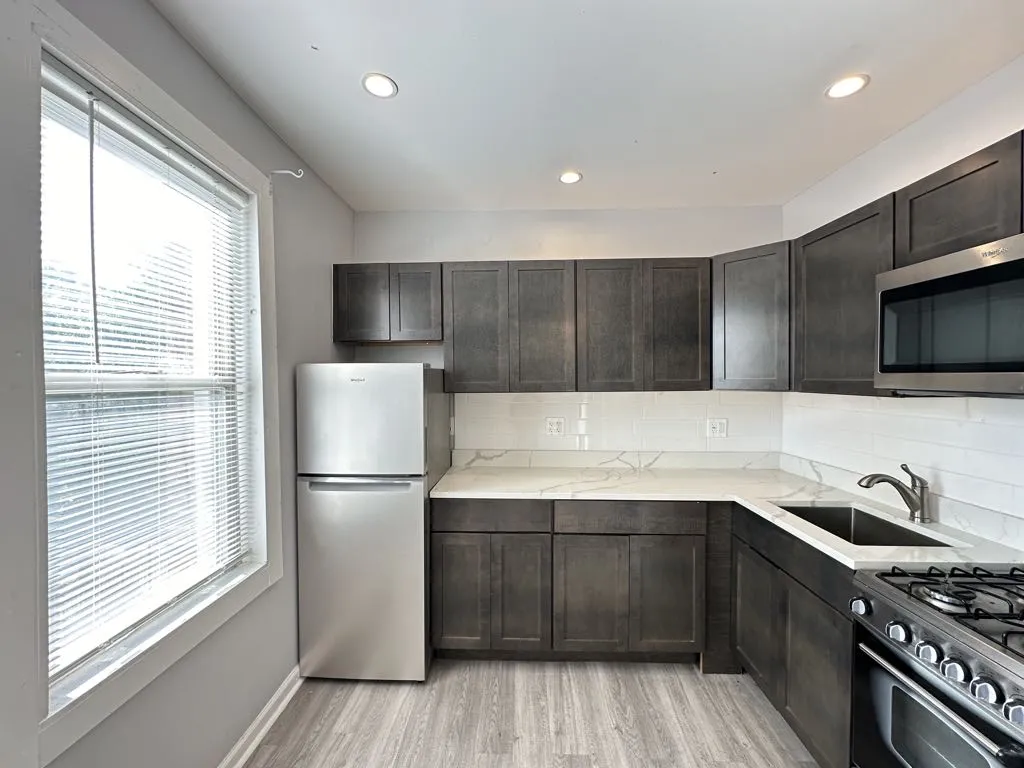 4735 N Beacon St, , 60640, USA 60640-unit#301-Chicago-IL
