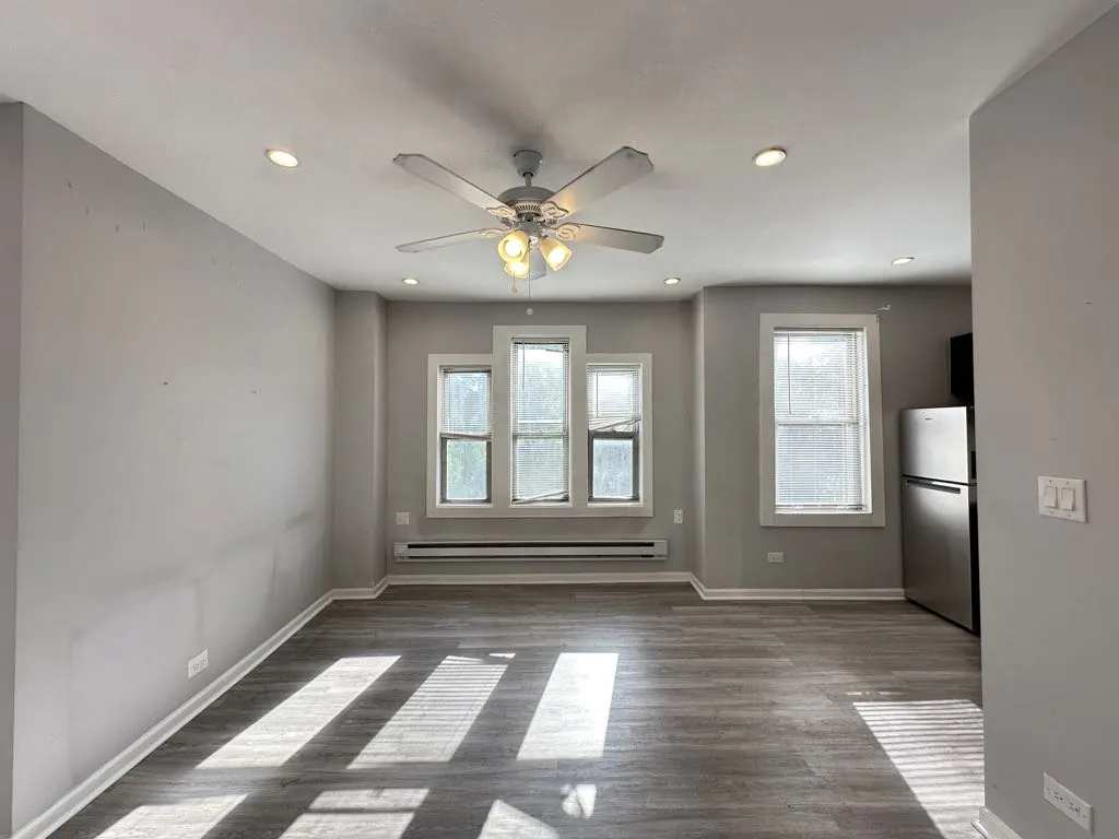 4735 N Beacon St, , 60640, USA 60640-unit#301-Chicago-IL
