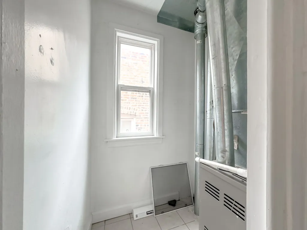 5000 N Sawyer Ave, , 60625, USA 60625-unit#2E-Chicago-IL
