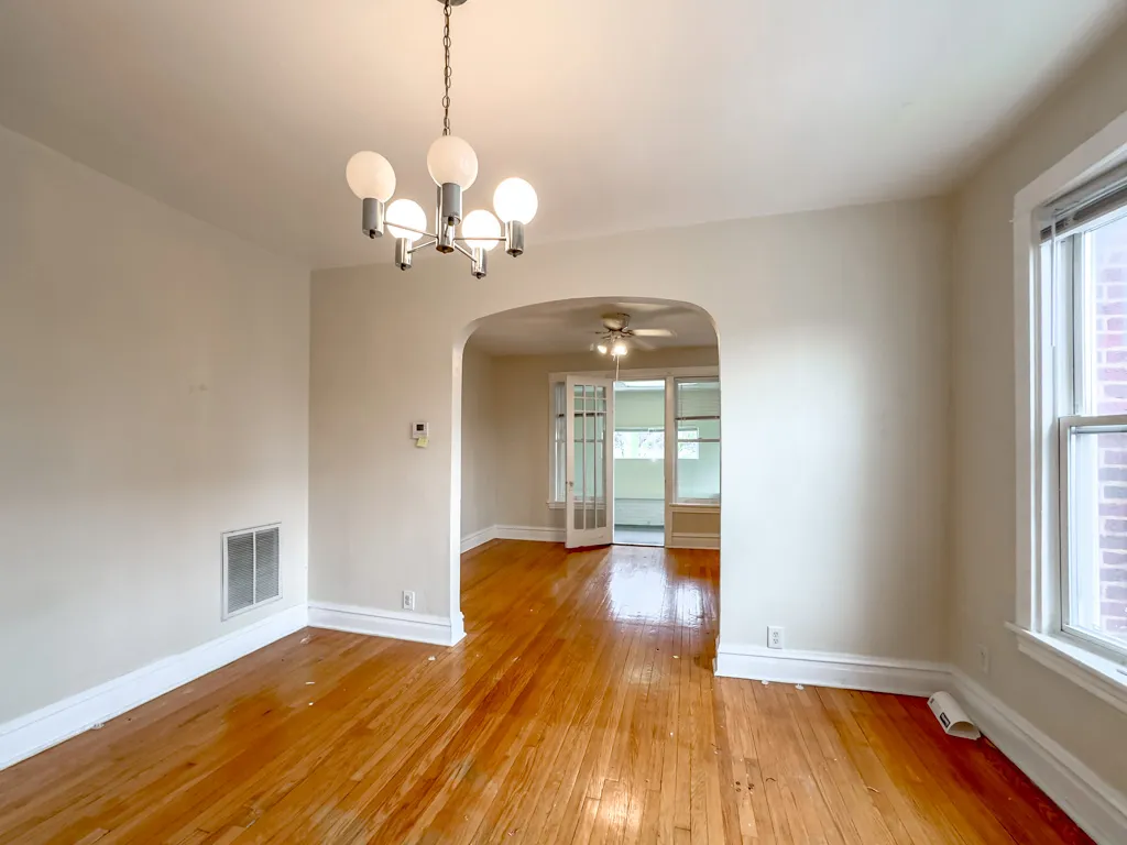 5000 N Sawyer Ave, , 60625, USA 60625-unit#2E-Chicago-IL