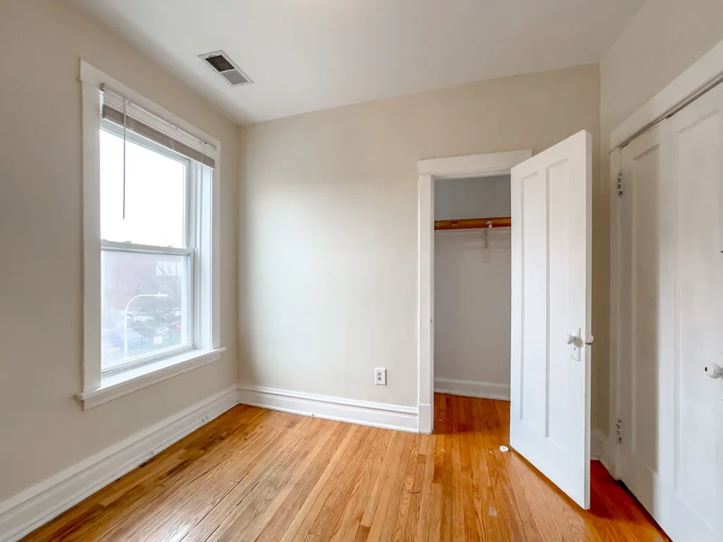 5000 N Sawyer Ave, , 60625, USA 60625-unit#2E-Chicago-IL