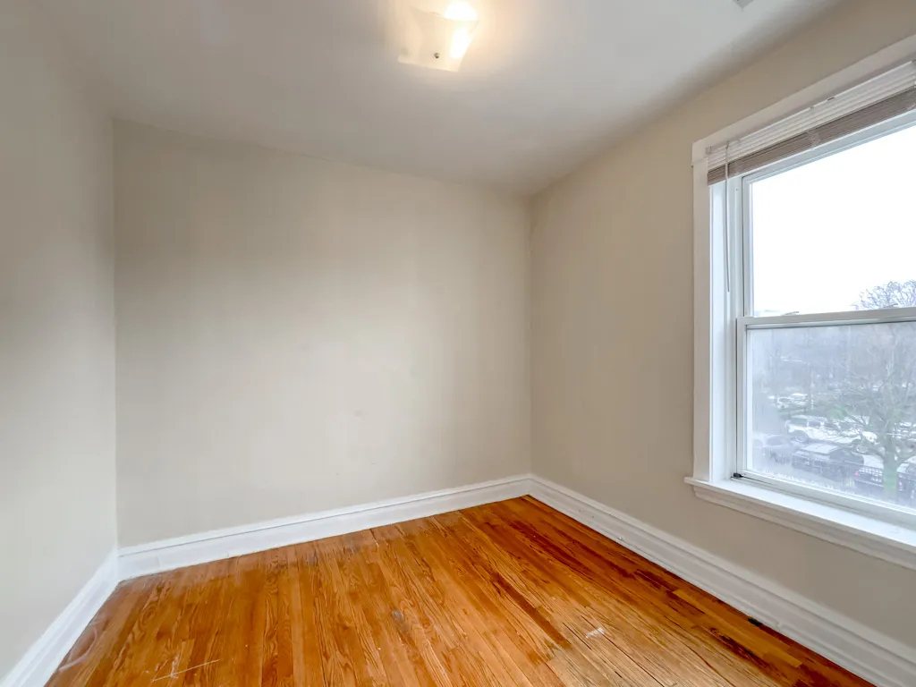 5000 N Sawyer Ave, , 60625, USA 60625-unit#2E-Chicago-IL