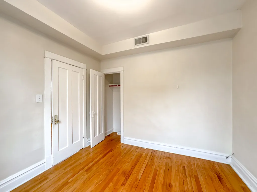 5000 N Sawyer Ave, , 60625, USA 60625-unit#2E-Chicago-IL