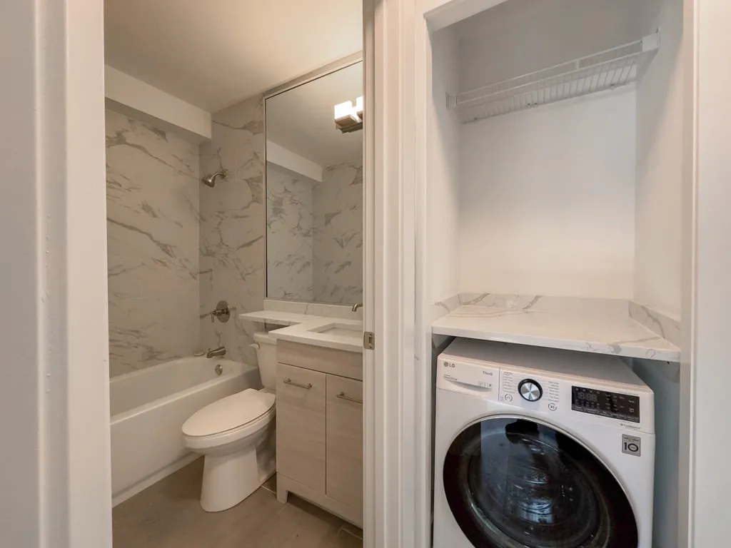 445 W Barry Ave, ,  60657, USA 60657-unit#225-Chicago-IL