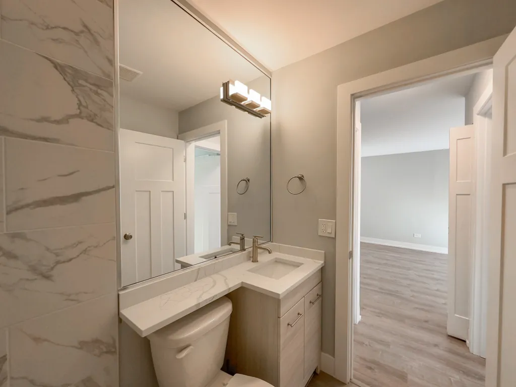 445 W Barry Ave, ,  60657, USA 60657-unit#225-Chicago-IL