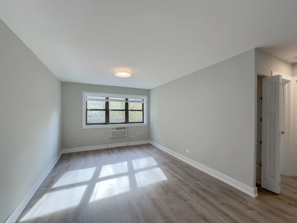 445 W Barry Ave, ,  60657, USA 60657-unit#225-Chicago-IL