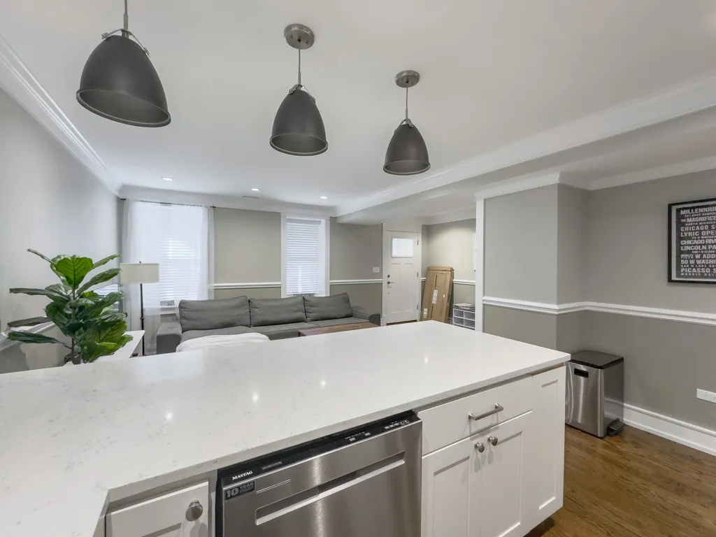 3453 N Hoyne Ave, ,  60618, USA 60618-unit#G-Chicago-IL