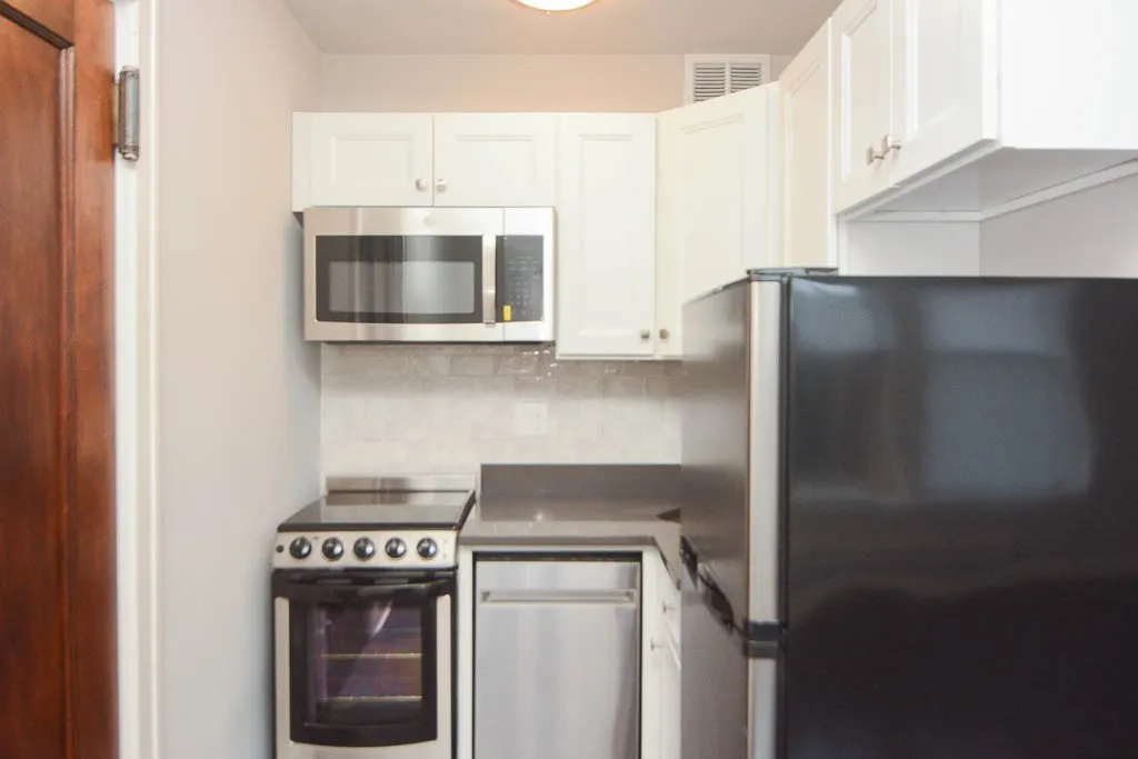 640 W Wrightwood Ave, ,  60614, USA 60614-unit#301-Chicago-IL