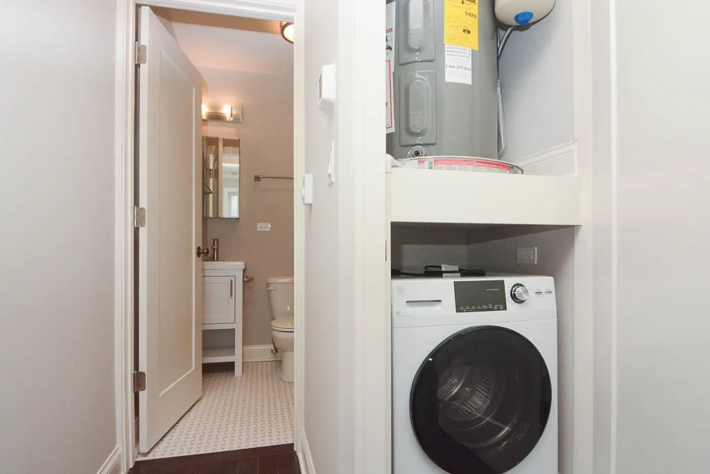 640 W Wrightwood Ave, ,  60614, USA 60614-unit#301-Chicago-IL