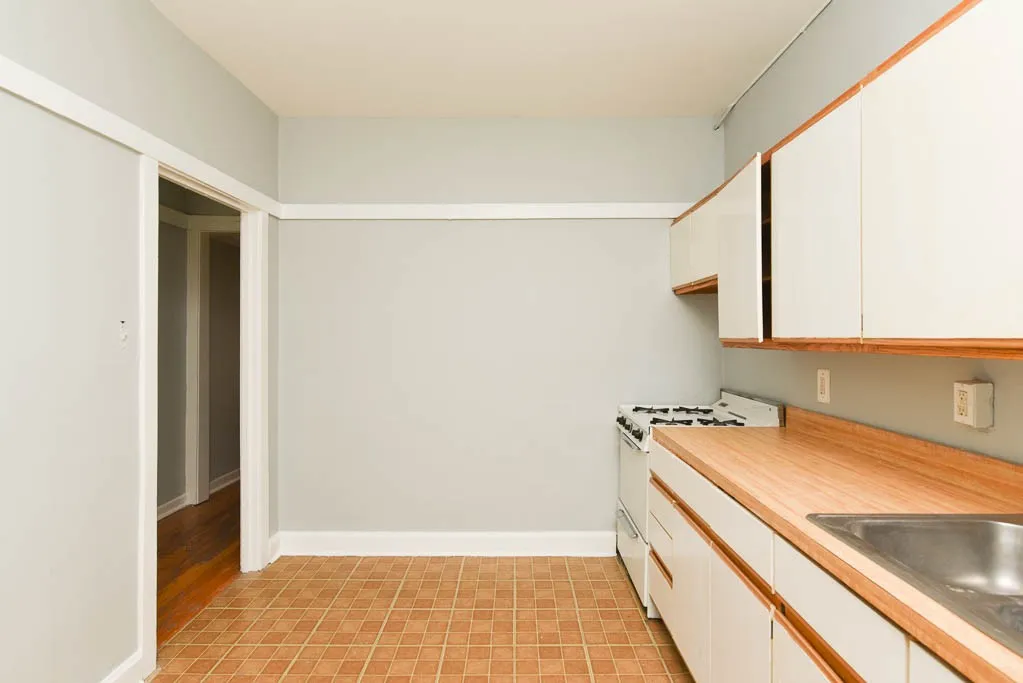 726 W Roscoe St, ,  60657, USA 60657-unit#2N-Chicago-IL