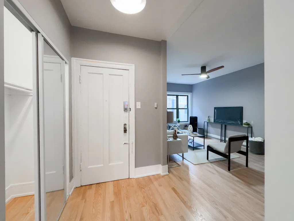 633 W Cornelia Ave, , 60657, USA 60657-unit#3E-Chicago-IL