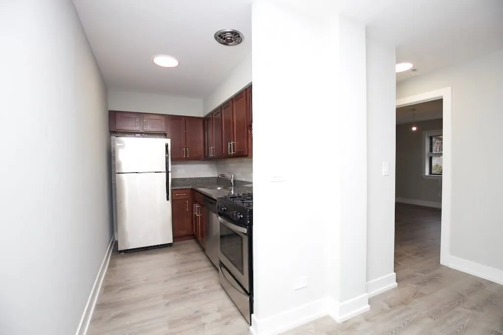 445 W Barry Ave, , 60657, USA 60657-unit#411-Chicago-IL