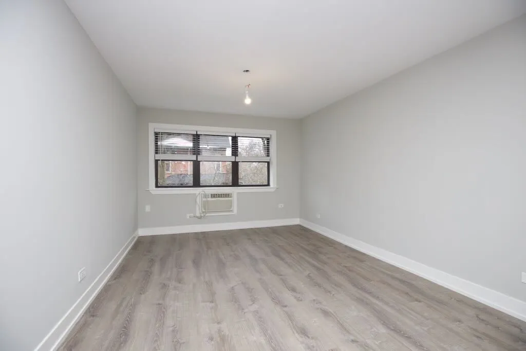 445 W Barry Ave, , 60657, USA 60657-unit#411-Chicago-IL