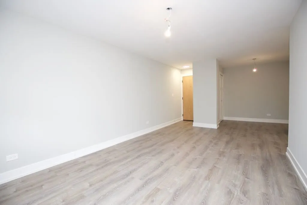 445 W Barry Ave, , 60657, USA 60657-unit#411-Chicago-IL