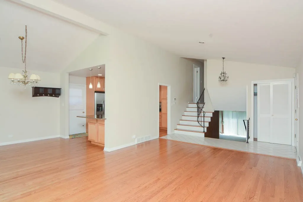 8117 Central Ave, Morton Grove, 60053, USA 60053-unit#SFH-Chicago-IL
