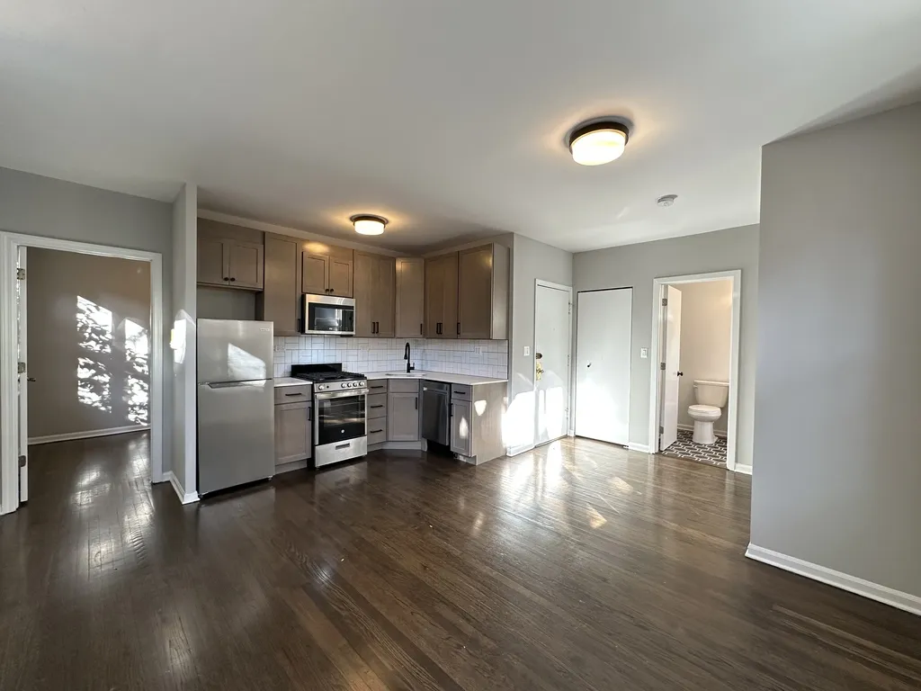 910 W Dakin St, ,  60613, USA 60613-unit#101-Chicago-IL