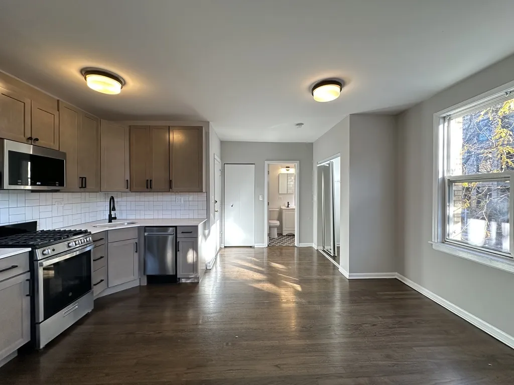 910 W Dakin St, ,  60613, USA 60613-unit#101-Chicago-IL