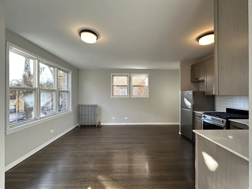 910 W Dakin St, ,  60613, USA 60613-unit#101-Chicago-IL