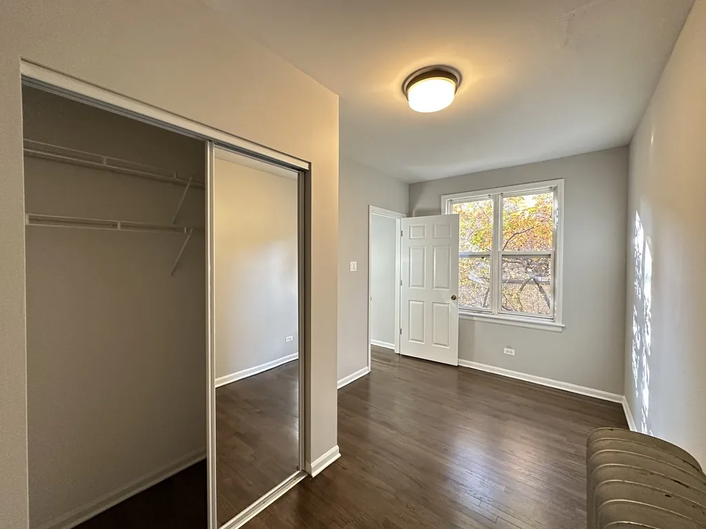 910 W Dakin St, ,  60613, USA 60613-unit#101-Chicago-IL