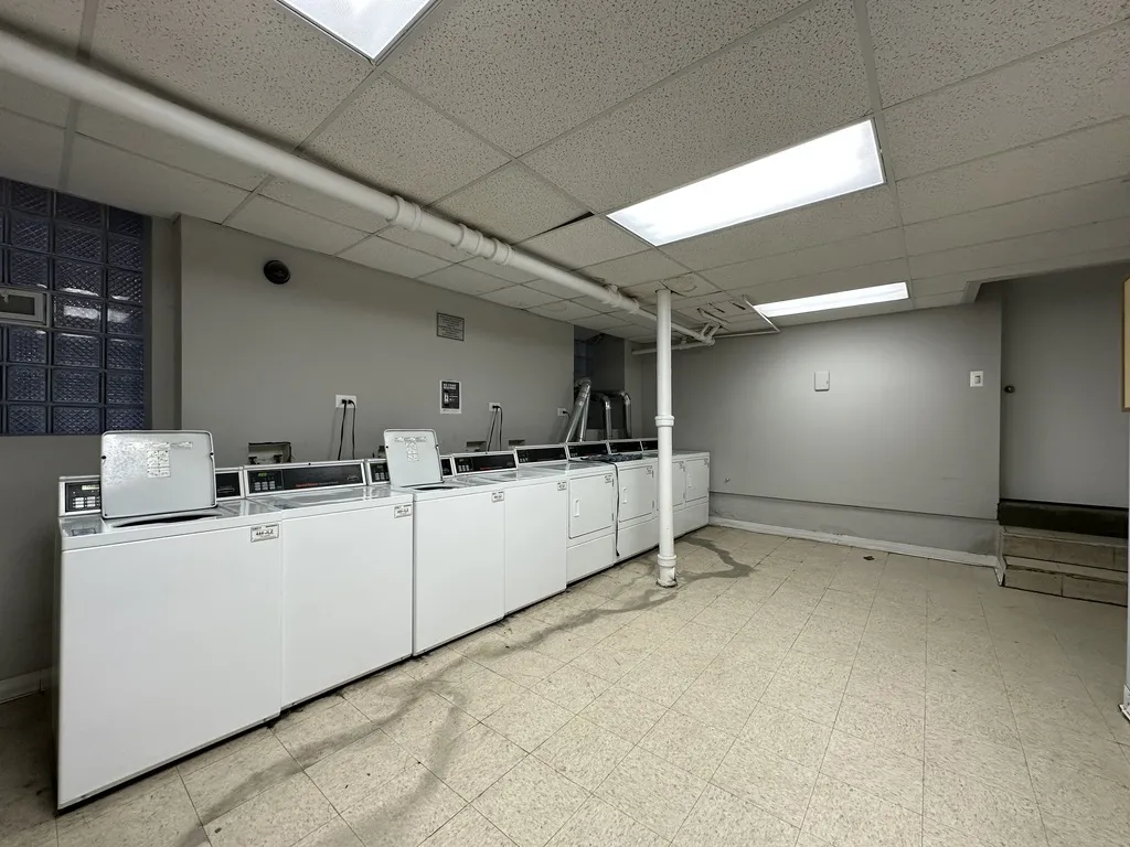 910 W Dakin St, ,  60613, USA 60613-unit#101-Chicago-IL