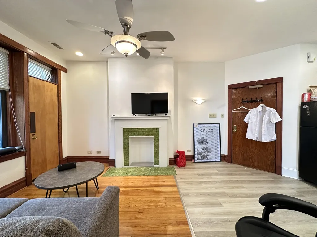 2821 W Shakespeare Ave, ,  60647, USA 60647-unit#2F-Chicago-IL
