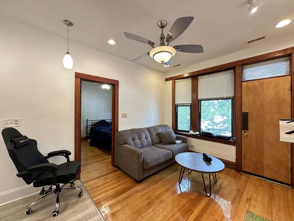 2821 W Shakespeare Ave, ,  60647, USA 60647-unit#2F-Chicago-IL