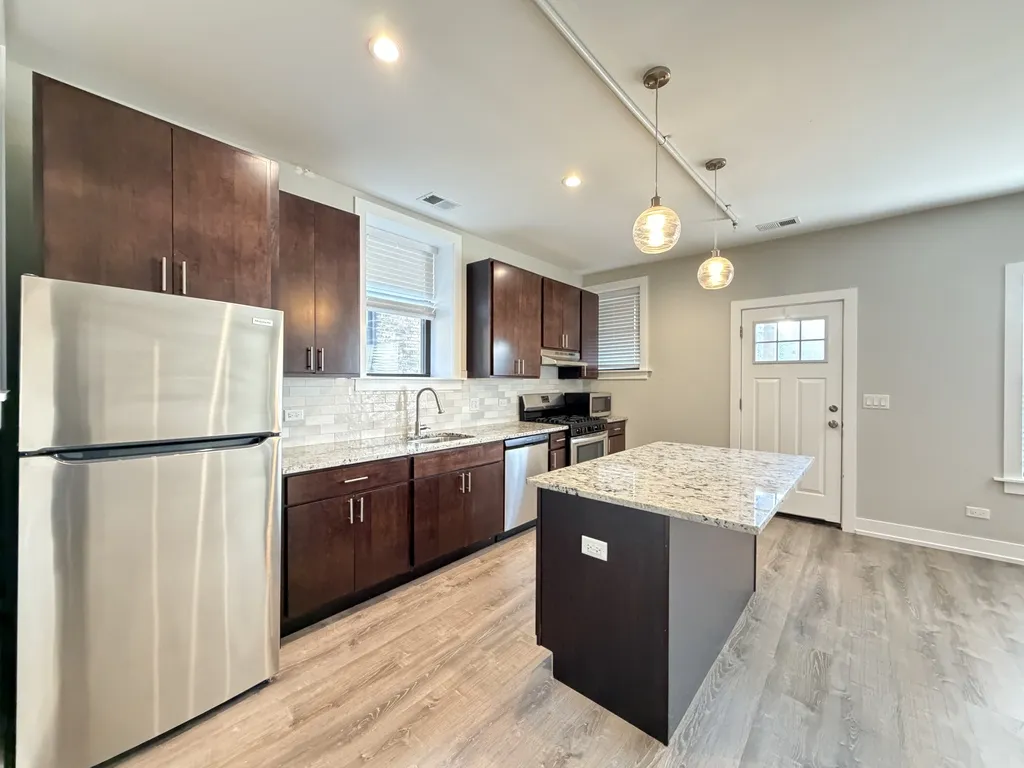 1134 Maple Ave, ,  60202, USA 60202-unit#3-Evanston-IL