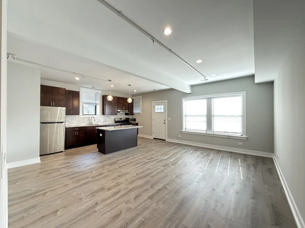 1134 Maple Ave, ,  60202, USA 60202-unit#3-Evanston-IL