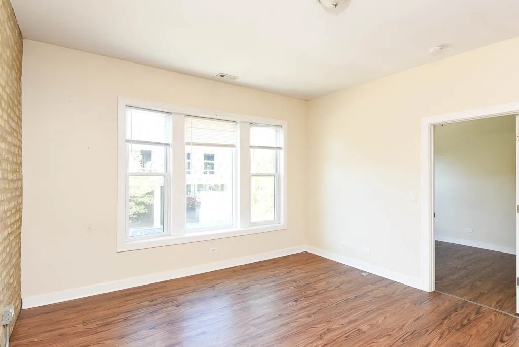 3550 W Lawrence Ave, , 60625, USA 60625-unit#2S-Chicago-IL