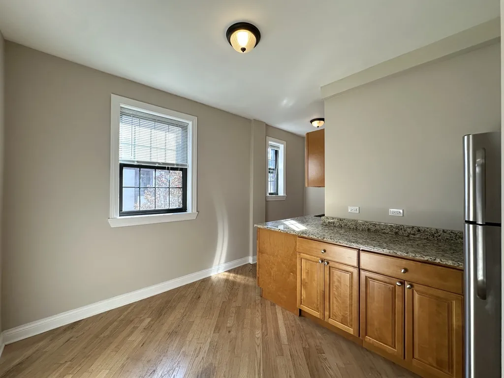 896 Green Bay Rd, , 60093, USA 60093-unit#A20-Winnetka-IL