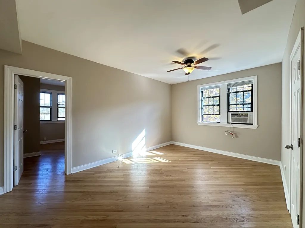 896 Green Bay Rd, , 60093, USA 60093-unit#A20-Winnetka-IL