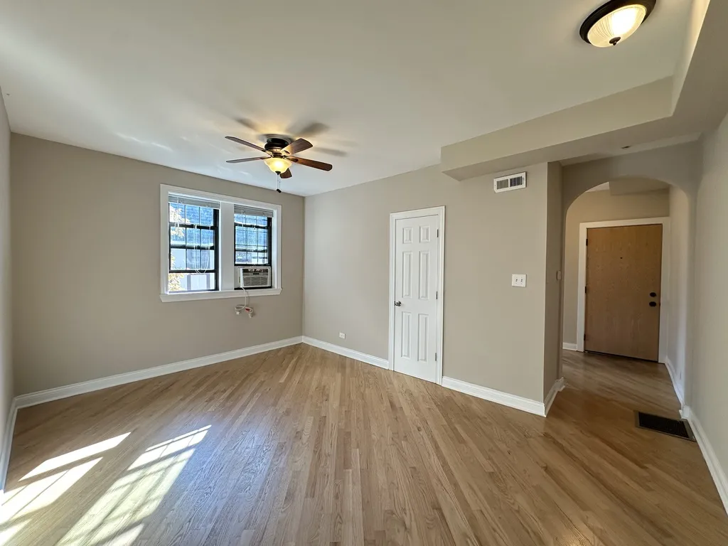 896 Green Bay Rd, , 60093, USA 60093-unit#A20-Winnetka-IL