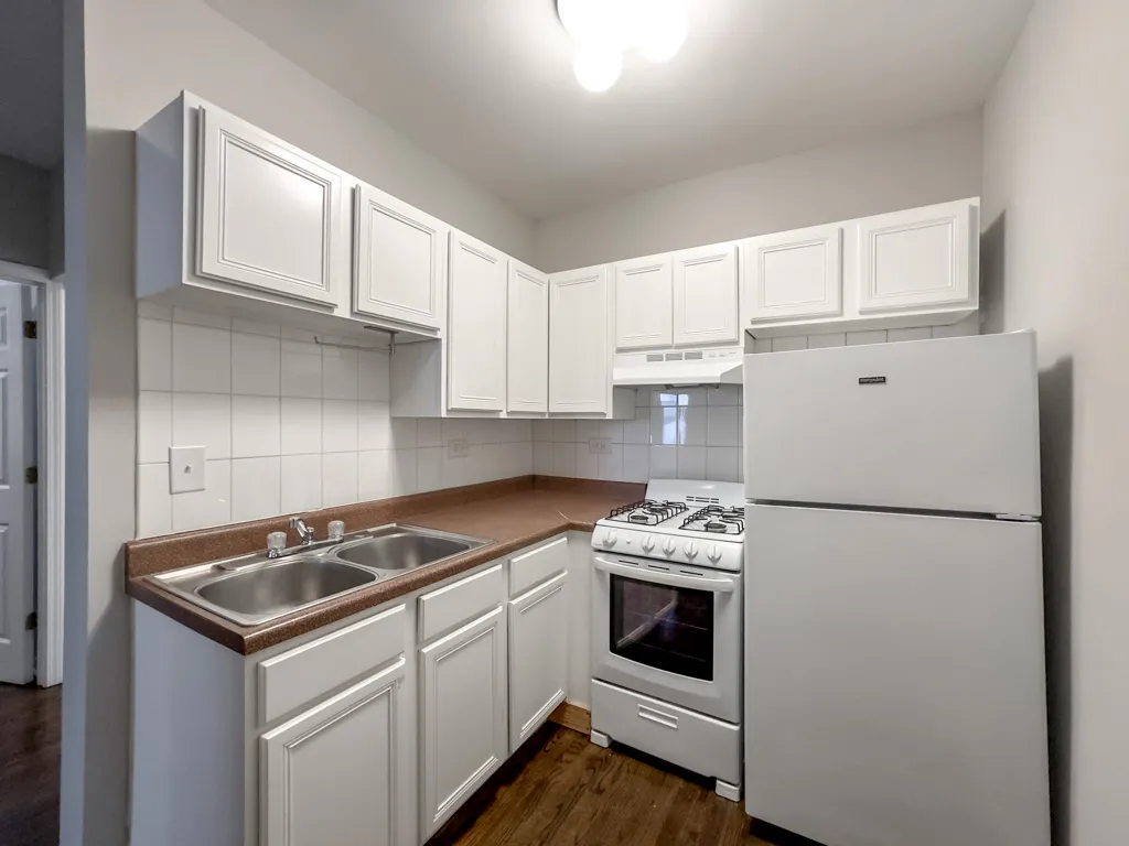 910 W Dakin St, ,  60613, USA 60613-unit#G-Chicago-IL