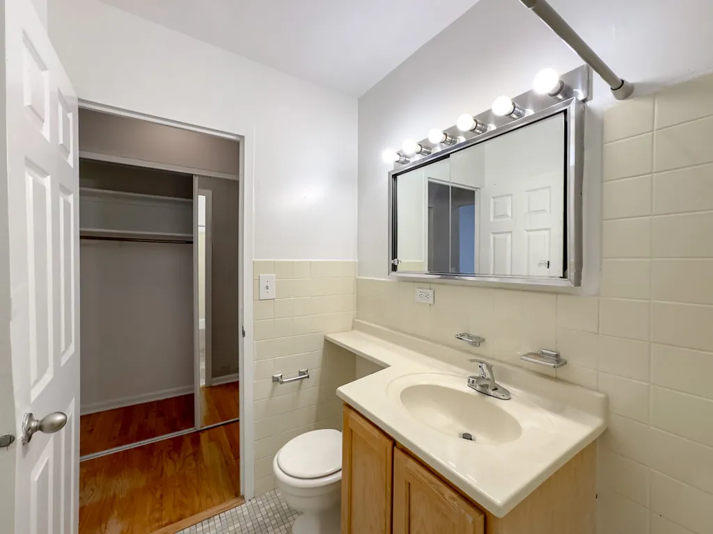 5650 N Sheridan Rd, , 60660, USA 60660-unit#18F-Chicago-IL