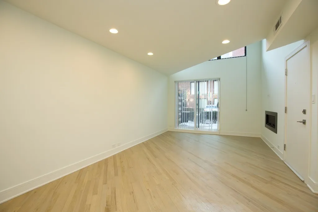944 W Grace St, ,  60613, USA 60613-unit#i101-Chicago-IL