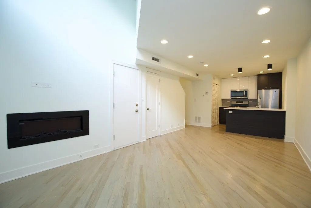 944 W Grace St, ,  60613, USA 60613-unit#i101-Chicago-IL
