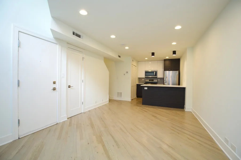 944 W Grace St, ,  60613, USA 60613-unit#i101-Chicago-IL