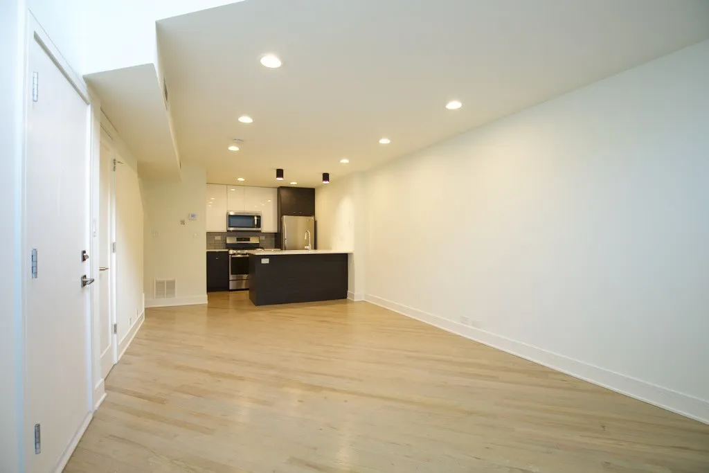 944 W Grace St, ,  60613, USA 60613-unit#i101-Chicago-IL