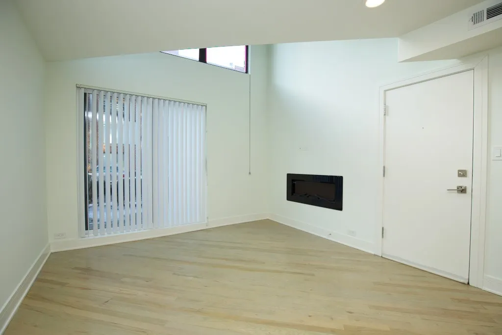944 W Grace St, ,  60613, USA 60613-unit#i101-Chicago-IL