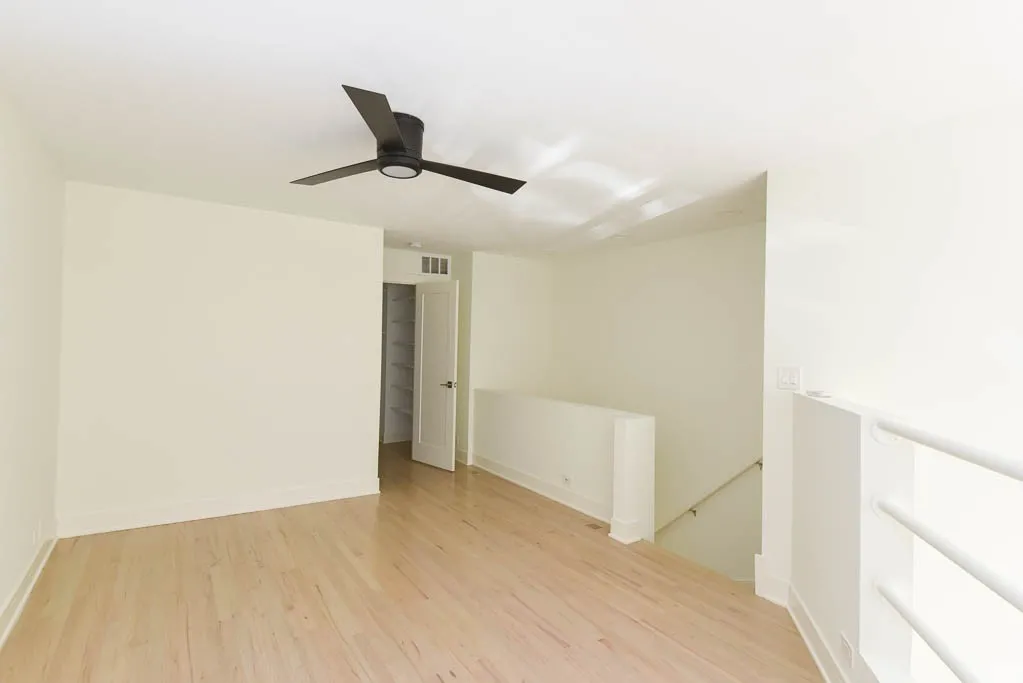 954 W Grace St, ,  60613, USA 60613-unit#C101-Chicago-IL