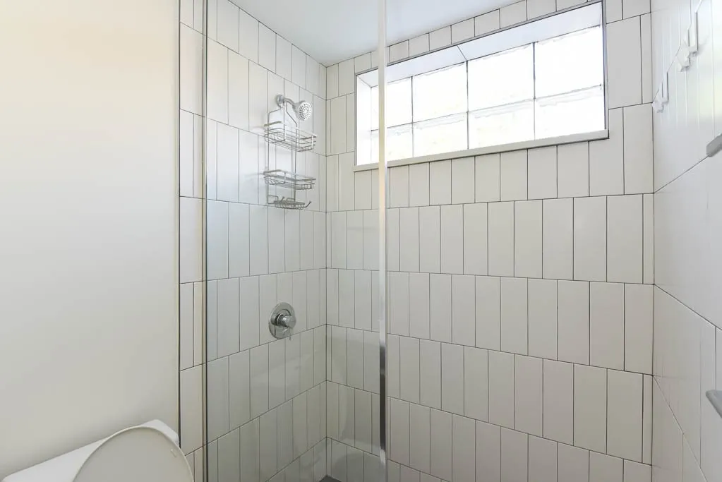 954 W Grace St, ,  60613, USA 60613-unit#C101-Chicago-IL