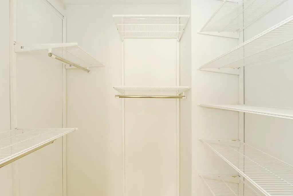 954 W Grace St, ,  60613, USA 60613-unit#C101-Chicago-IL