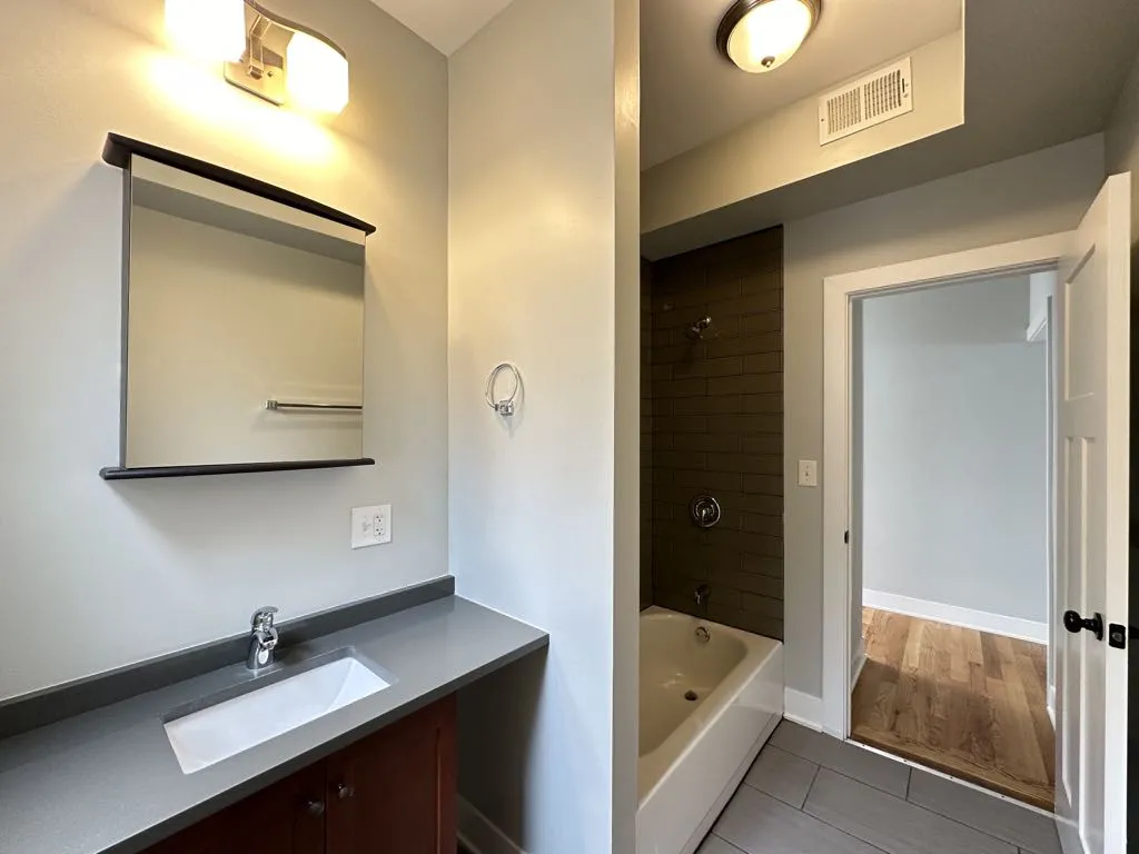 347 Park Ave, , 60022, USA 60022-unit#2-Glencoe-IL