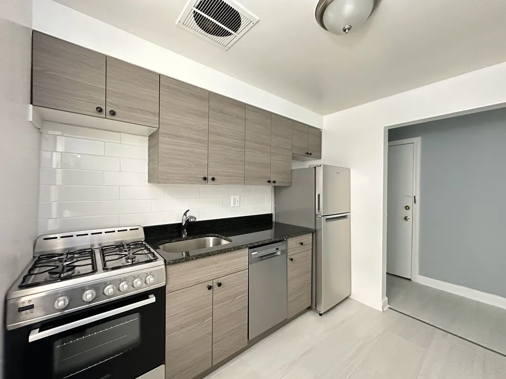 6719 N California Ave, , 60645, USA 60645-unit#GN-Chicago-IL