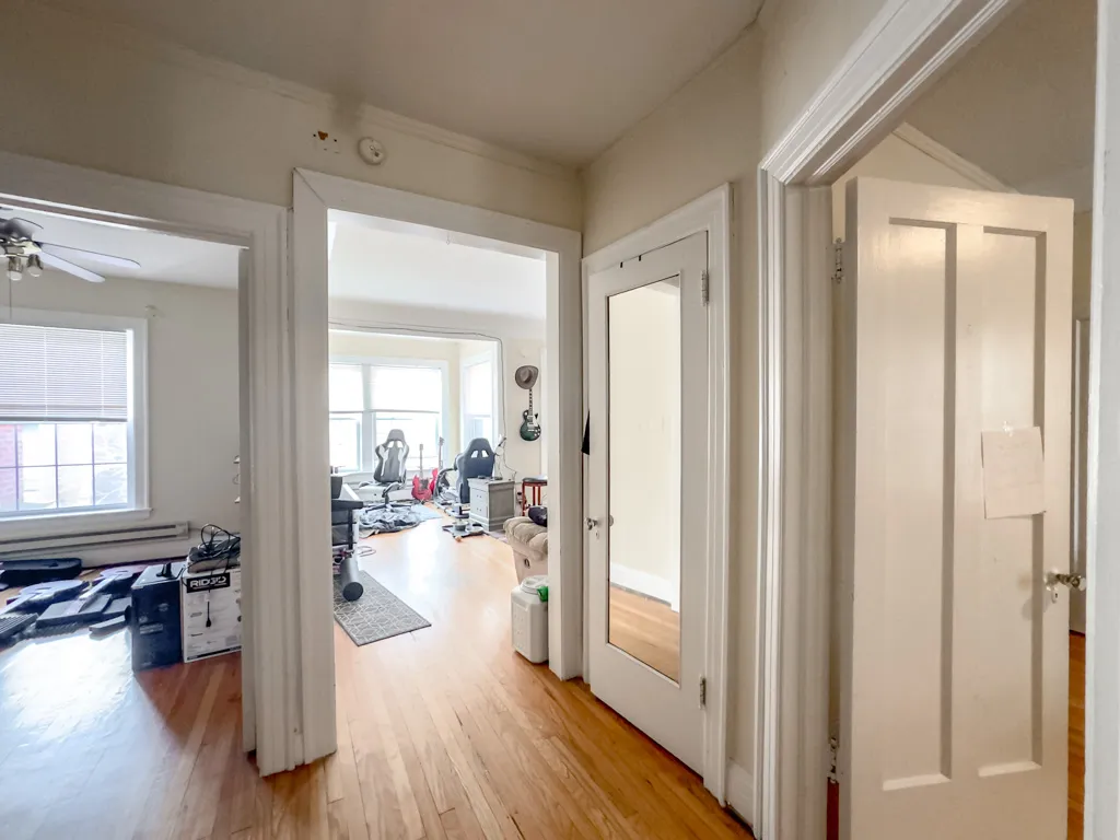945 Judson Ave, Evanston,  60202, USA 60202-unit#2-Chicago-IL