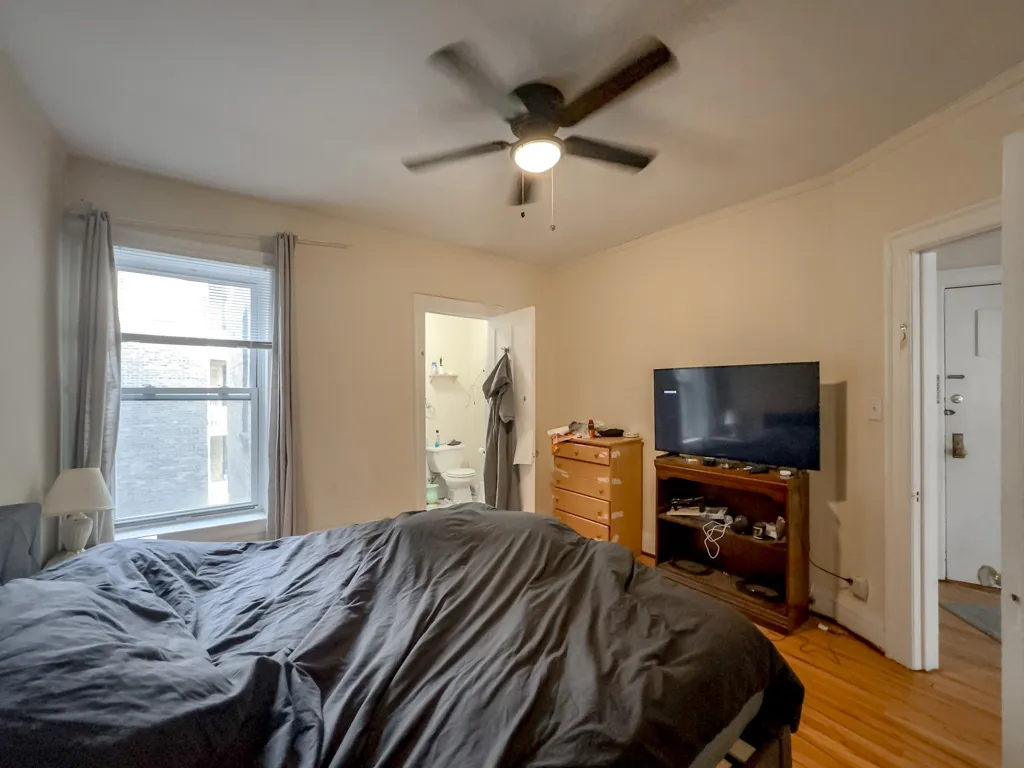 945 Judson Ave, Evanston,  60202, USA 60202-unit#2-Chicago-IL