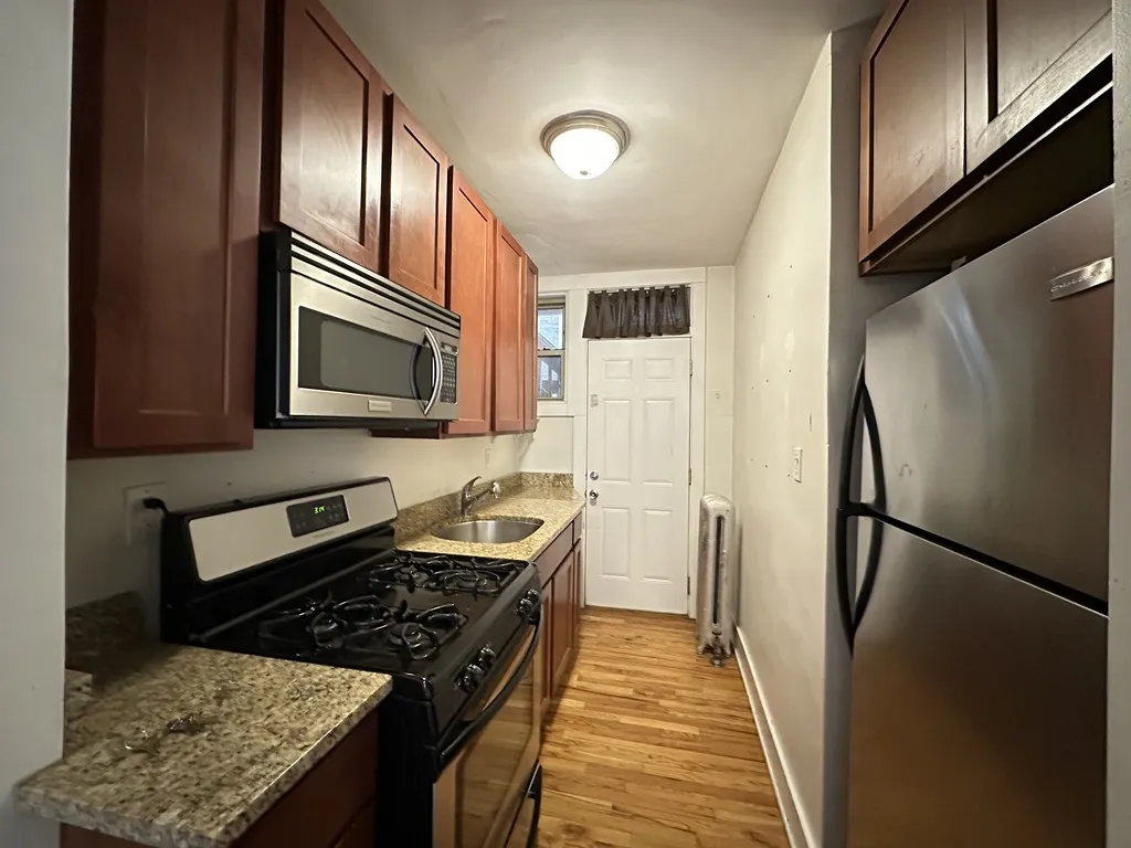 542 W Surf St, , 60657, USA 60657-unit#1N-Chicago-IL